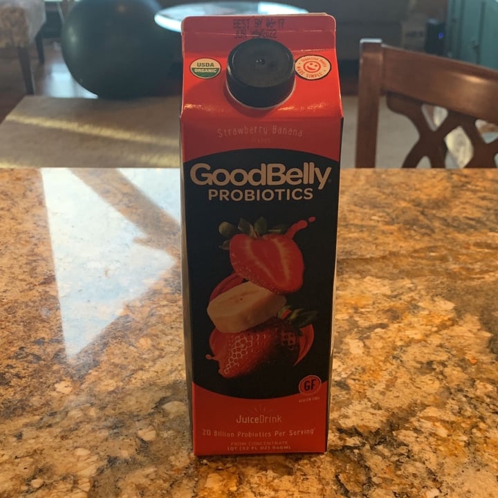 photo of GoodBelly Probiotics Strawberry Banana shared by @marcikoni0220 on  19 May 2022 - review