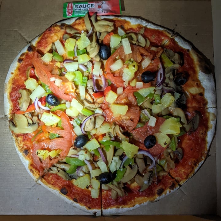 photo of O'Top Pizza Pizza végétarienne shared by @laetitiab on  19 Mar 2022 - review