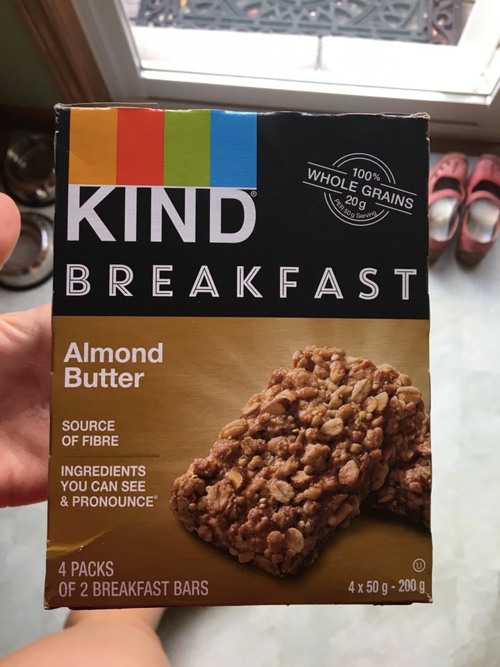 photo of KIND Breakfast Protein Almond Butter Bars shared by @tomthompsonsaysvegan on  30 Sep 2019 - review