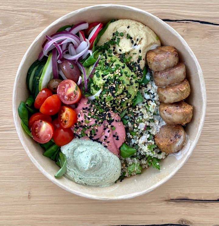 photo of Green & Berry Falafel bowl shared by @annacabre on  28 Jul 2020 - review