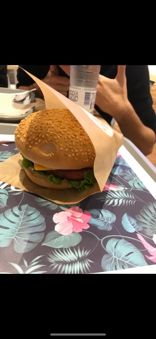 photo of The Vurger Hamburguesa original shared by @dpasgon on  27 Nov 2019 - review