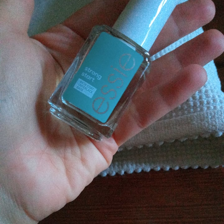 photo of Essie Strong Start Base Coat shared by @labohemienne on  15 Oct 2022 - review