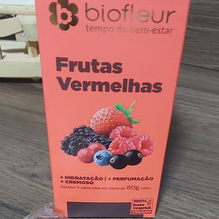 review photo of biofleur SABONETE EM BARRA shared by @francieleiwohn on 13 Nov 2022 - review