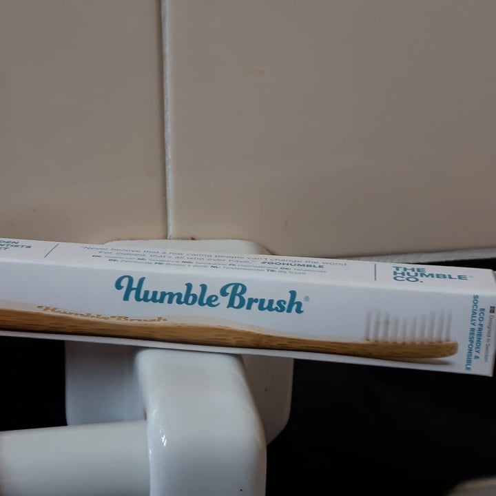 photo of Humble Brush Cepillo De Dientes shared by @catproblems on  19 Oct 2021 - review