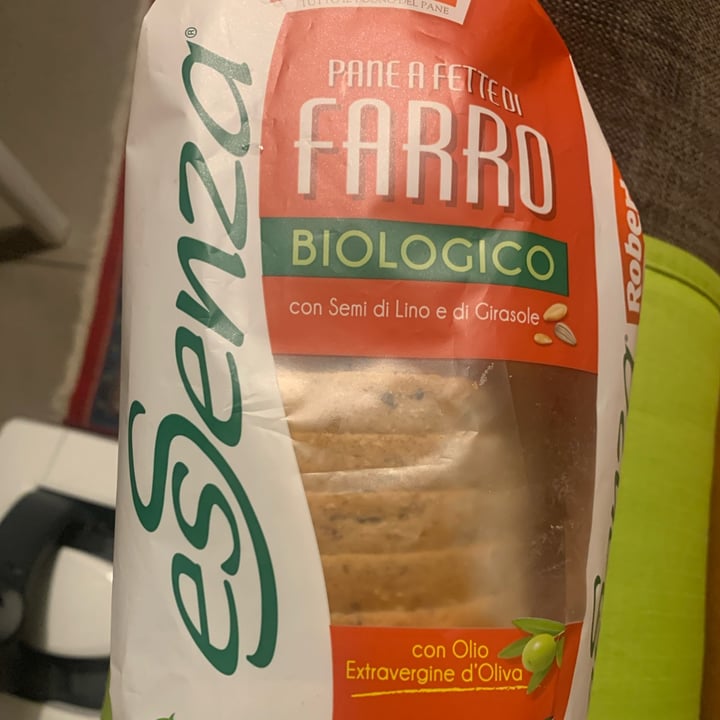 photo of EsSenza Roberto Pane a fette di farro esSenza shared by @rastacarla on  31 Aug 2022 - review