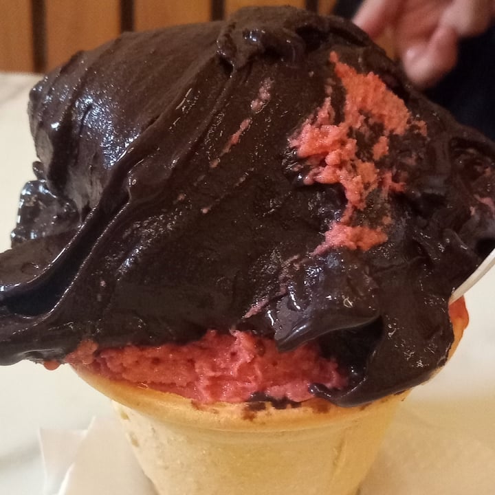 photo of Rapa Nui Recoleta Uruguay Helado shared by @giulipa on  04 Mar 2022 - review