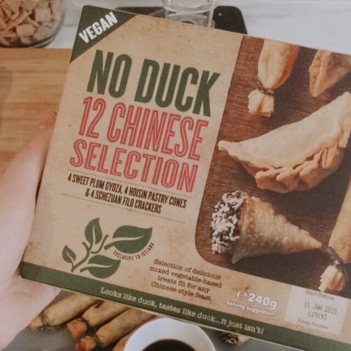 photo of Iceland Foods No Duck 12 Chinese Selection shared by @vxoxo on  03 May 2021 - review