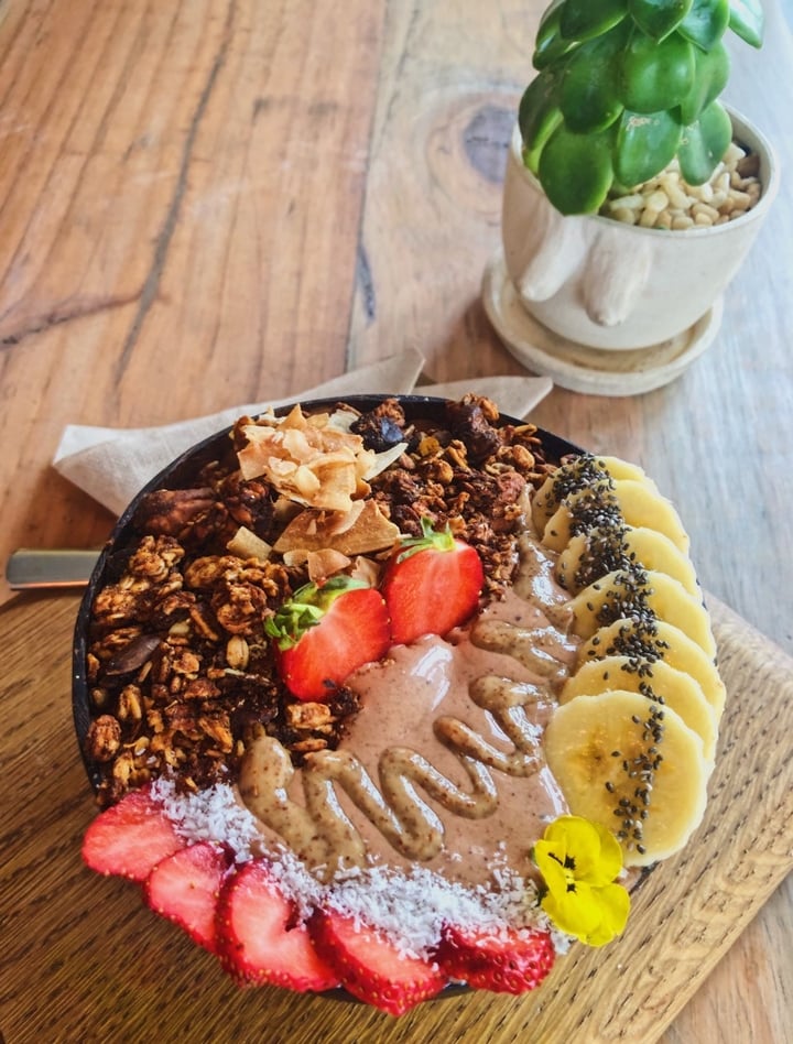 photo of Nourish'd Café & Juicery Naughty Nutter Smoothie Bowl shared by @serah on  24 Sep 2019 - review