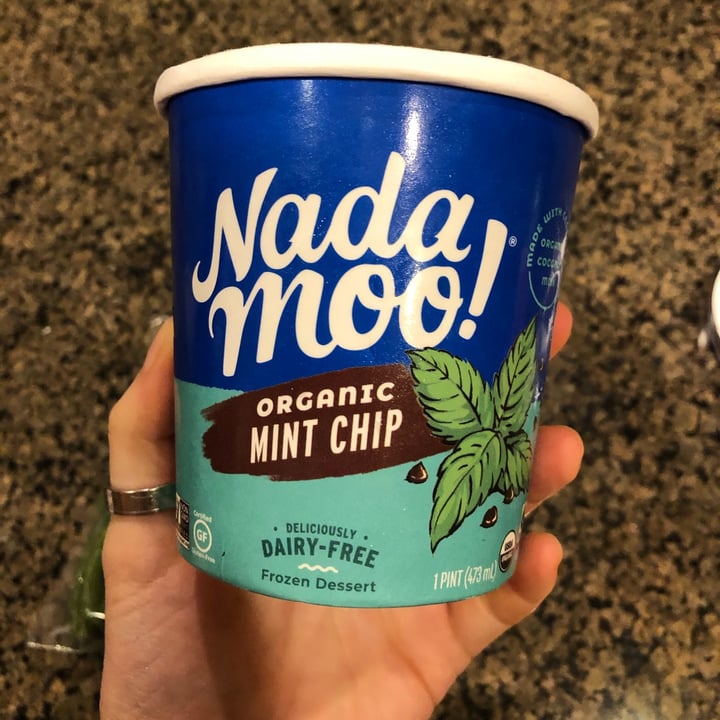 photo of NadaMoo! Organic Mint Chip shared by @samsearles on  21 Sep 2020 - review