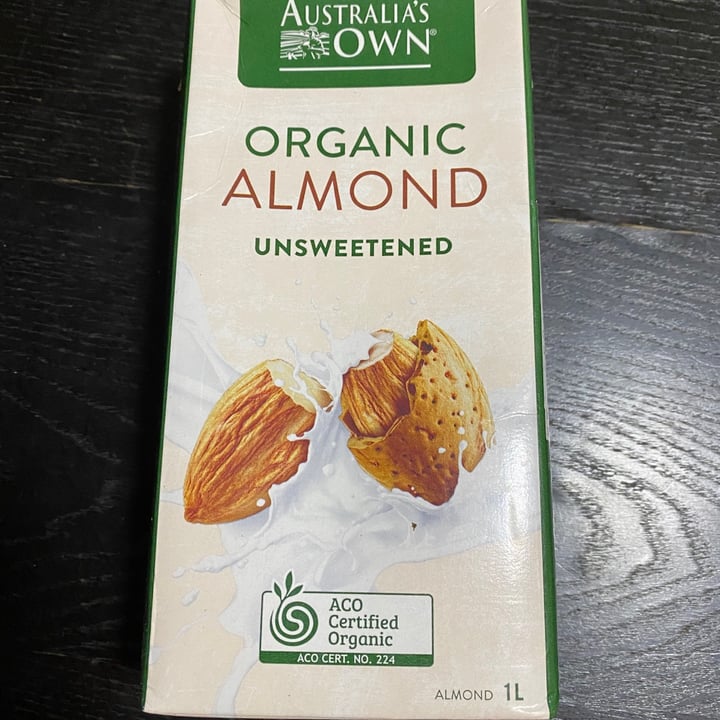 photo of Australia's Own Organic Almond Milk Unsweetened shared by @piggy-egg on  05 Dec 2021 - review