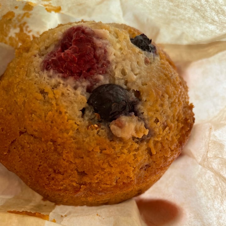 photo of Clementine Bakery berry muffin shared by @veganfoodcrazy on  21 May 2022 - review