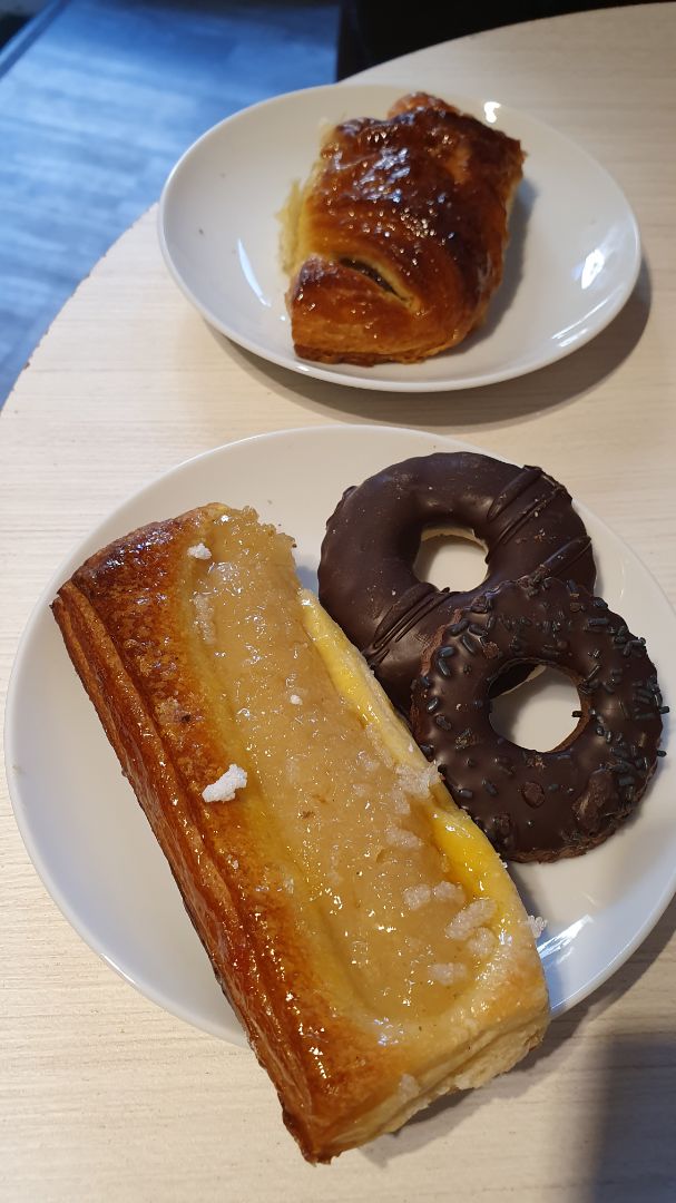 review photo of Vica (Delivery Only) Cafe con Leche shared by @evelyn2292 on 02 Aug 2019 - review