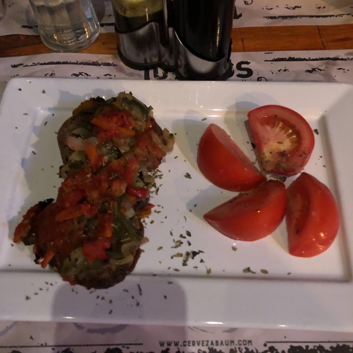 photo of Baum La Perla seitan shared by @earthlingnic on  17 Jan 2020 - review