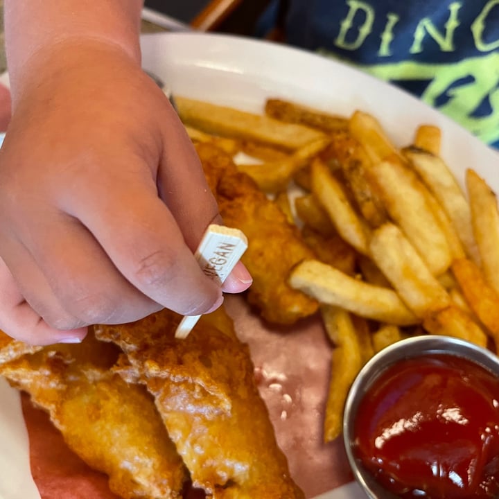 review photo of Beertown Public House Barrie Fish and Chips shared by @tinyt1617 on 25 Jul 2021 - review