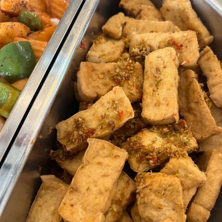 photo of Buffet Chay Cỏ Nội Deep Fried Tofu W/ Lemon Grass & Chili shared by @cave-tranquil on  14 Apr 2022 - review