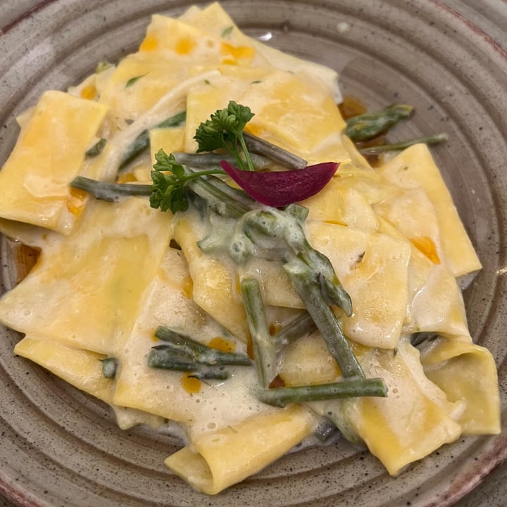 photo of Ristorante Gintilla Cagliari Maltagliati Con Crema Agli Asparagi E Zafferano E Ricotta Di Mandorle shared by @stefi11 on  11 Aug 2022 - review