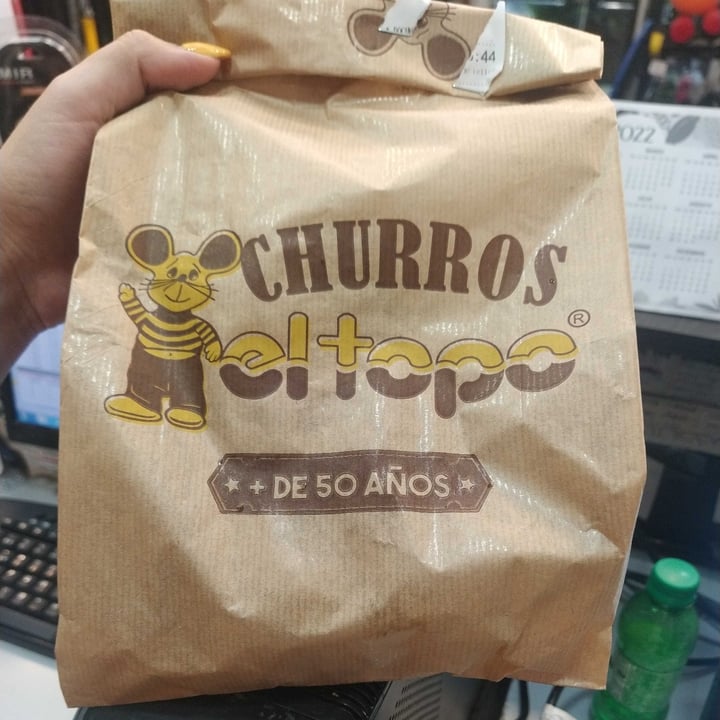 photo of Churros El Topo Churros rellenos De Dulce De Almendras shared by @anaacosta3c on  18 Jan 2022 - review