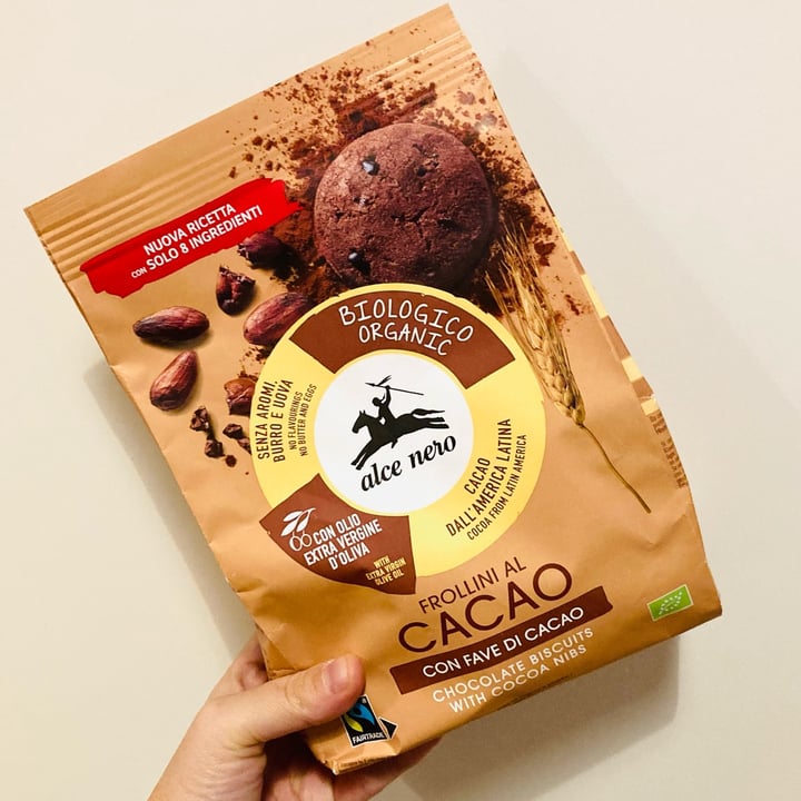photo of Alce Nero Frollini Al Cacao Con Fave Di Cacao shared by @sottolapellepodcast on  05 Nov 2021 - review
