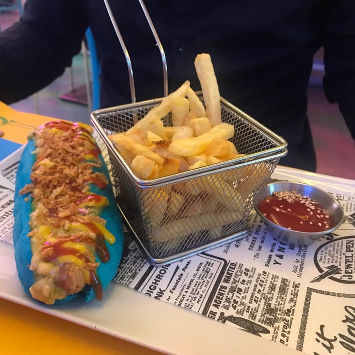 photo of Freedom Cakes Freedom hot dog shared by @alinpadilla on  24 Jun 2021 - review