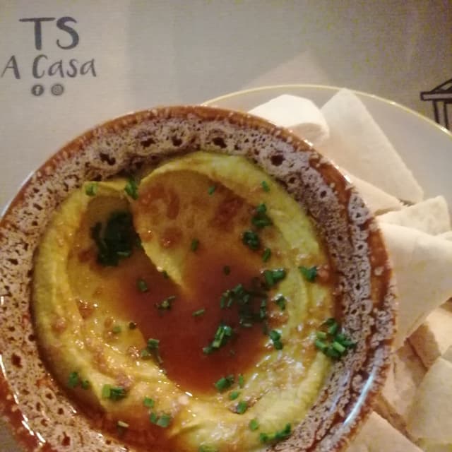 Photo of the dish “Humus de grelos”