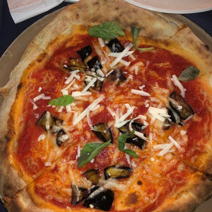 photo of Piperita pizza koala vegan shared by @marinachia on  06 Jun 2022 - review