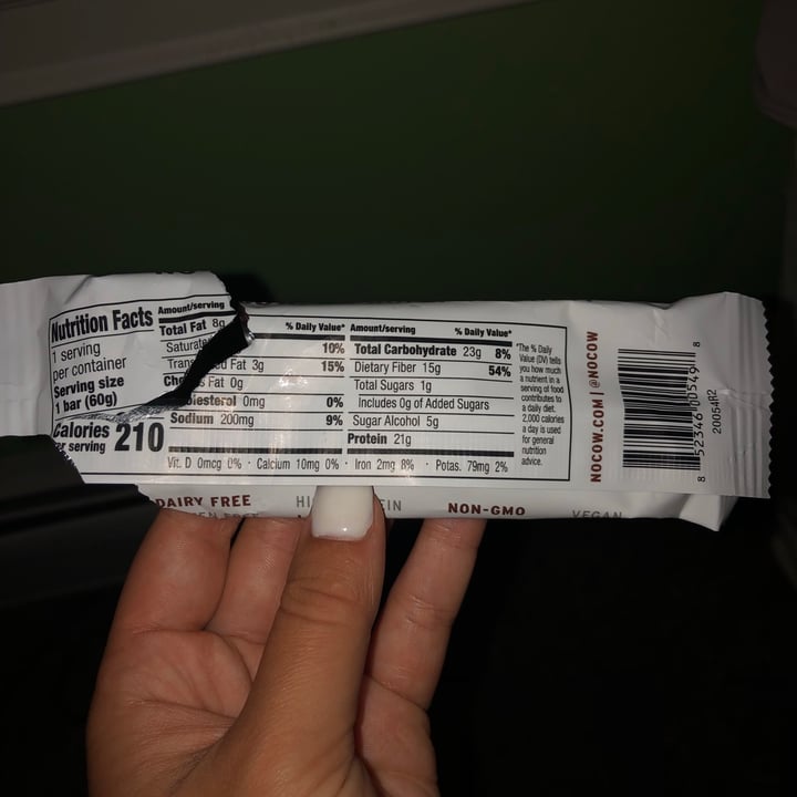 photo of No Cow Chocolate Fudge Brownie Protein Bar shared by @ashleyc33 on  23 Aug 2021 - review
