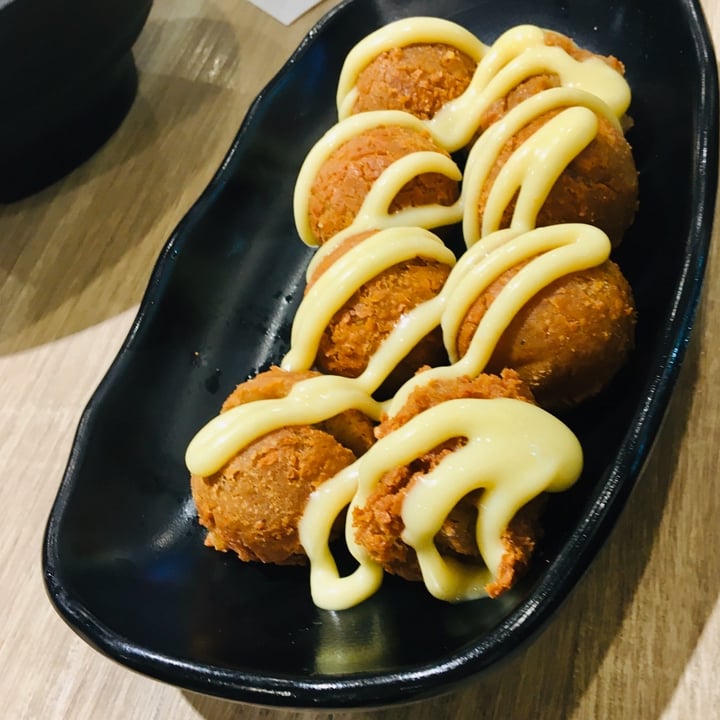 photo of Greendot Vivocity Chickpea Falafel Balls w Mayo Mustard Sauce (Vegan) shared by @herbimetal on  23 Feb 2020 - review