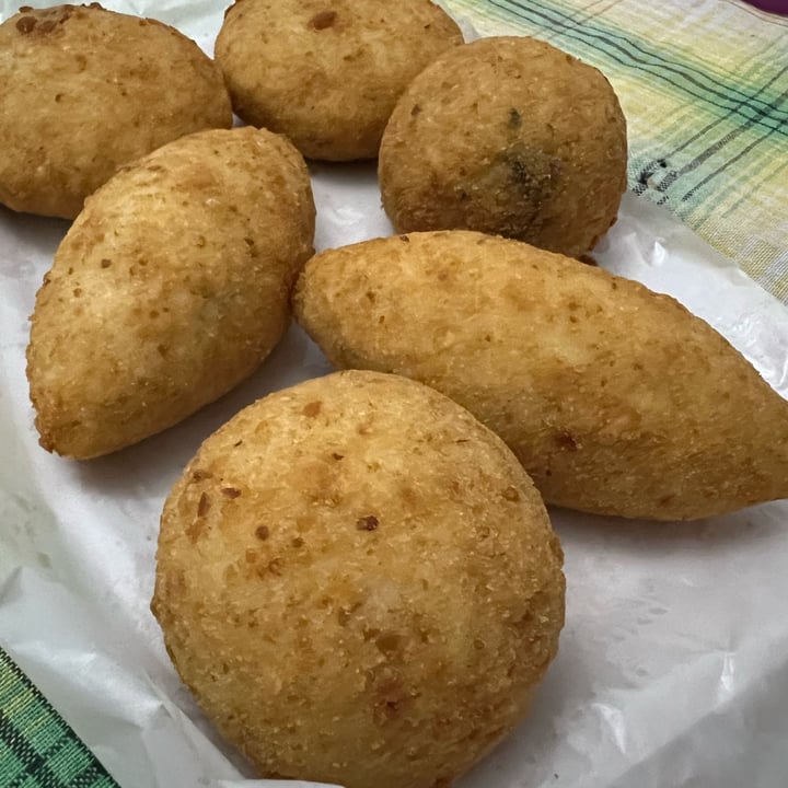 photo of Panificio Astone Arancini shared by @lanonnavegana on  03 Dec 2022 - review