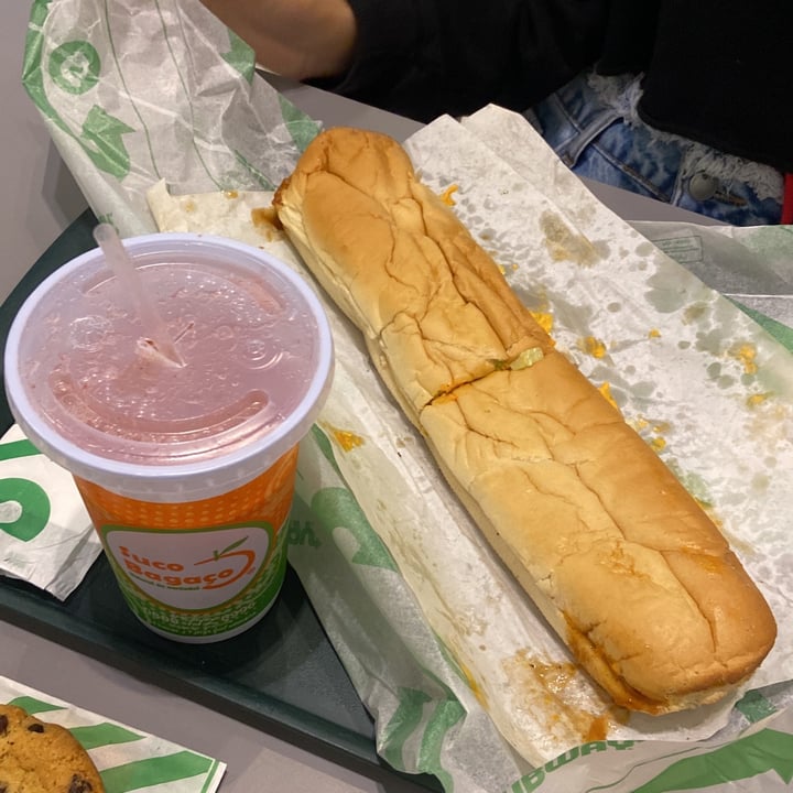 photo of Subway sub veg shared by @anajuliamacedo on  08 Aug 2022 - review