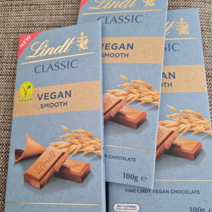 photo of Lindt Classic Vegan Smooth shared by @maddy5 on  15 Oct 2022 - review