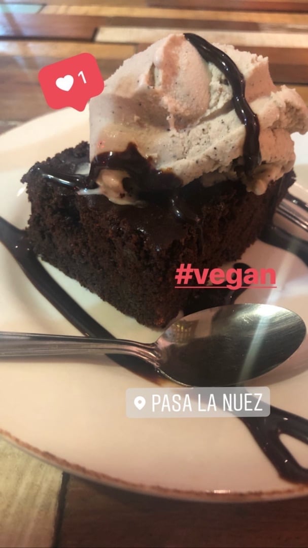 review photo of PASA LA NUEZ Pasteleria Saludable Brownie shared by @diamelavidi on 19 Nov 2019 - review