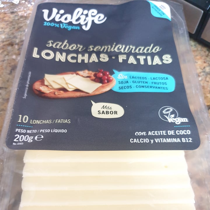 review photo of Violife Lonchas fatias shared by @felicidaddobby on 27 Sep 2022 - review