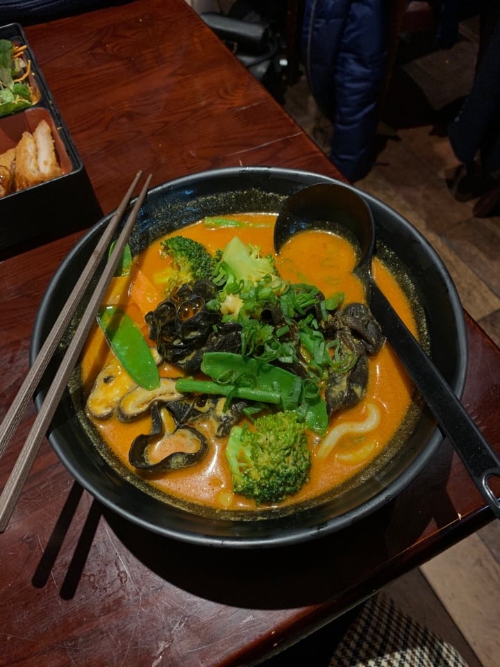 review photo of Bento Ramen Yasai Curry Udon shared by @natabat on 10 Nov 2019 - review