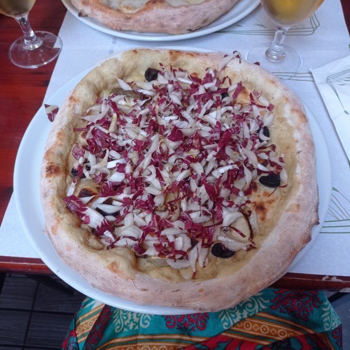 photo of La Taverna di Pulcinella Pizza Toscana shared by @irene-falci on  27 Jun 2022 - review