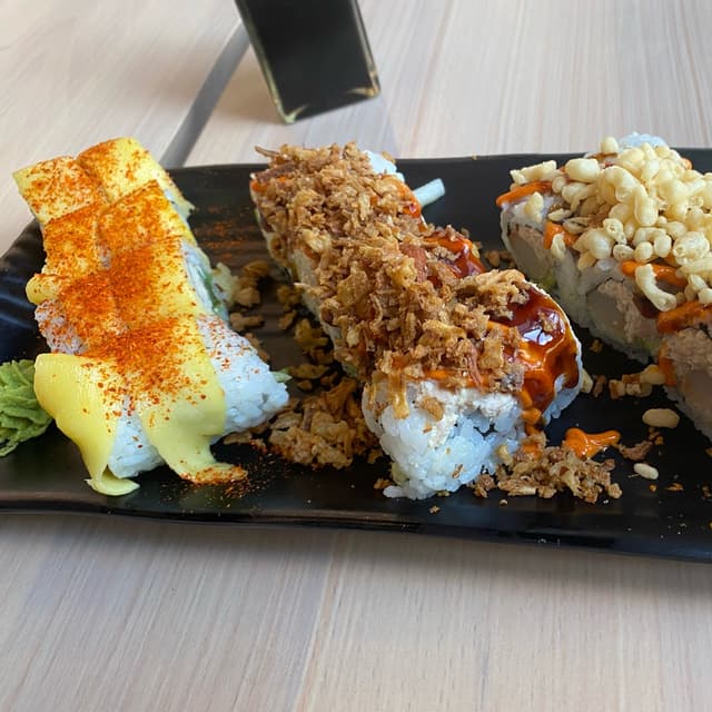 Photo du plat “Fiery Philly Roll”