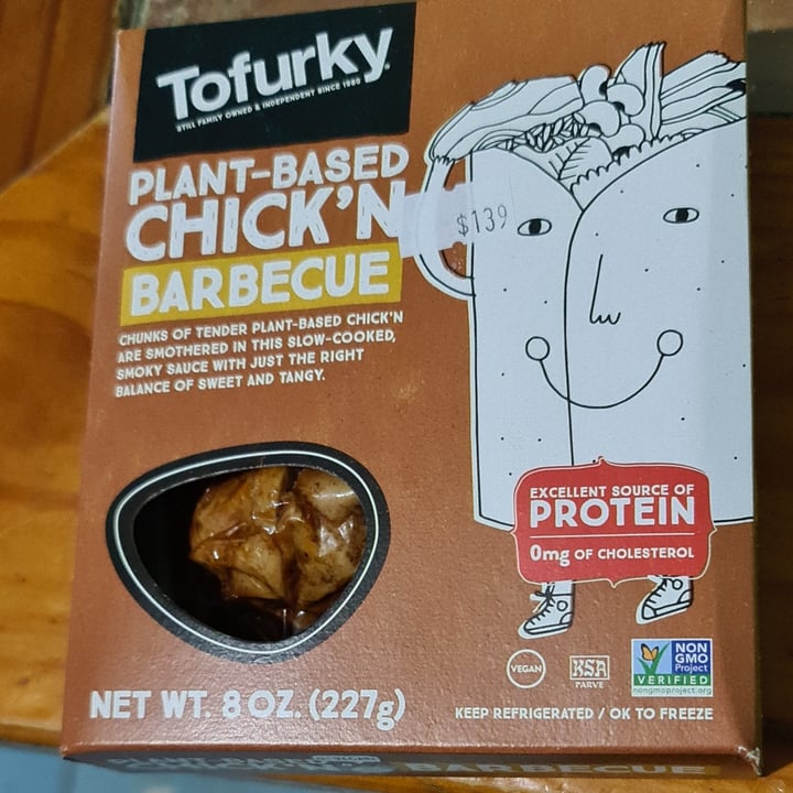 photo of Tofurky Plant-based Chick'n Barbeque shared by @aarongardle on  10 Feb 2021 - review