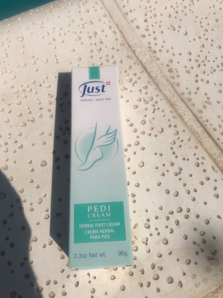 review photo of Swiss Just Pedí Cream shared by @mamiagus on 29 Jan 2020 - review
