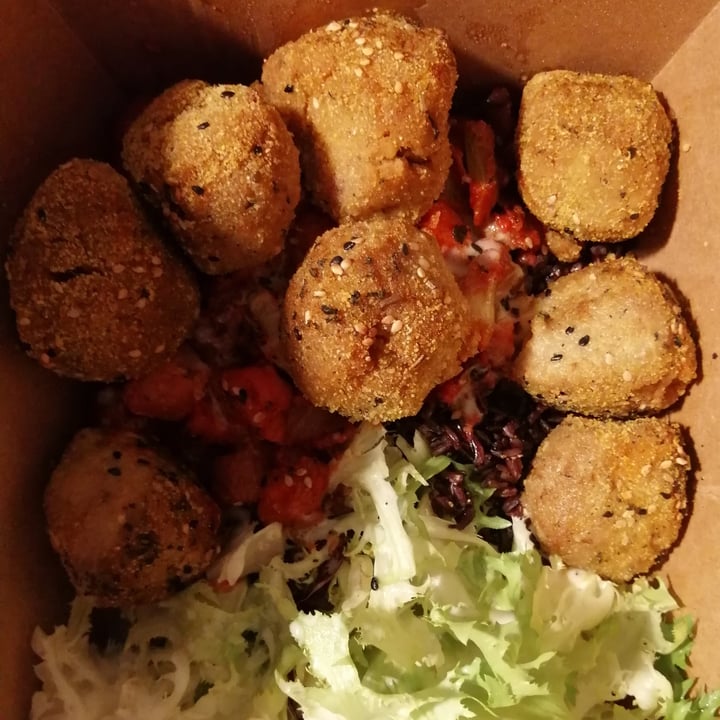 photo of Il Cucinino Polpette Vegane shared by @lubirilu on  09 May 2020 - review