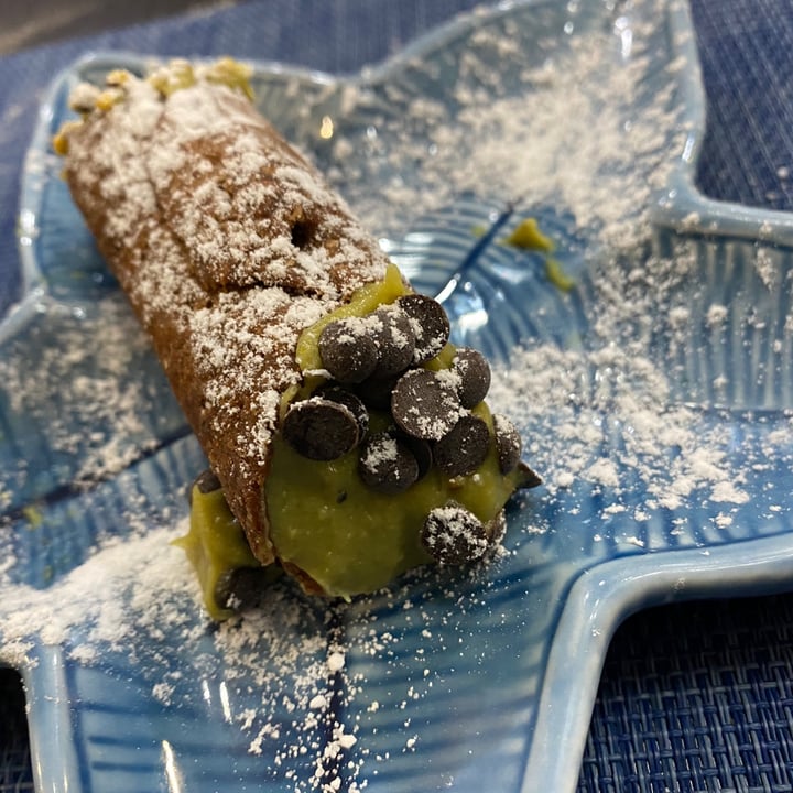photo of Trinacria Pizzeria Cannolo al pistachio shared by @animalionline on  23 Dec 2021 - review