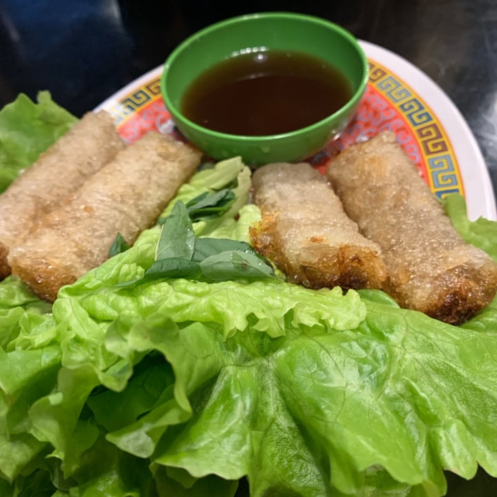 review photo of Saigon Noodle Bar Nem de tofu y seitan shared by @menta on 23 Jul 2021 - review