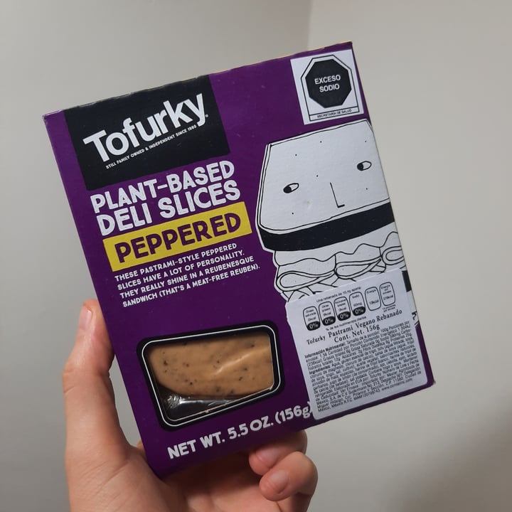 review photo of Tofurky Plant-Based Deli Slices Peppered shared by @greasy-vegan on 17 Oct 2020 - review