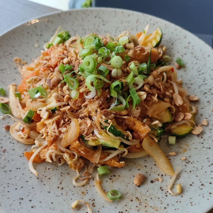 photo of Loving Hut Iceland Pad Thai shared by @pickyrabbit on  16 Sep 2021 - review