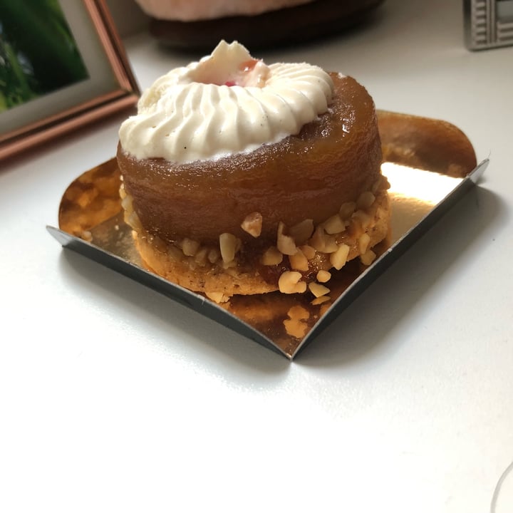 photo of Boulangerie Noppe Apfel Tarte Tatin shared by @trixi on  30 Apr 2022 - review