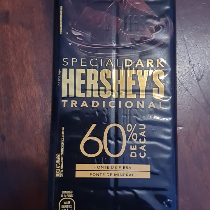 photo of Hershey's Special Dark Chocolate Tradicional 60% de Cacau shared by @margarethgs on  12 May 2022 - review