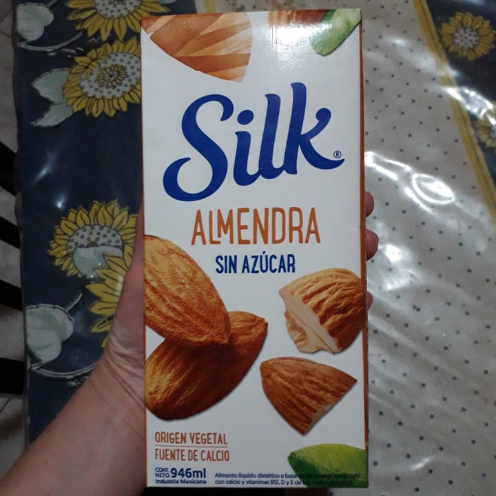 photo of Silk Bebida de almendras shared by @solange on  15 Nov 2020 - review
