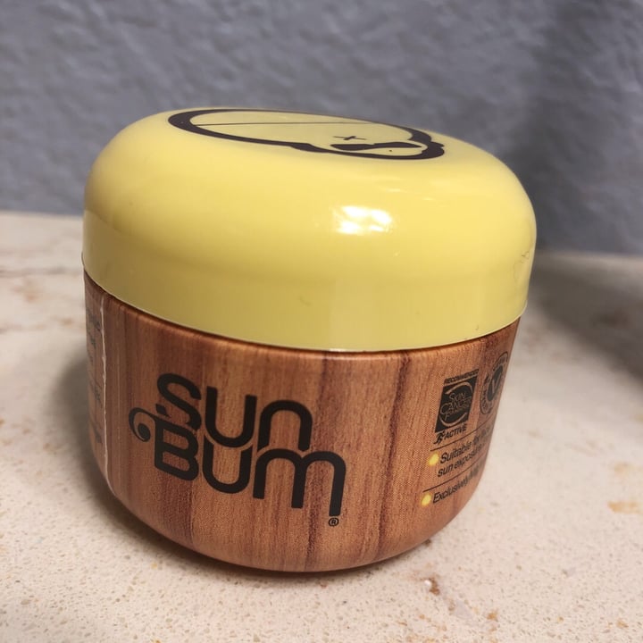 photo of Sun Bum SPF 50 Sunscreen shared by @dianaveggielover on  23 Aug 2019 - review