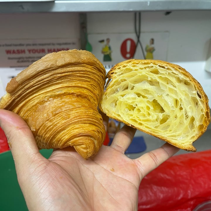 photo shared by @richouxpatisserie on  20 May 2022 - post