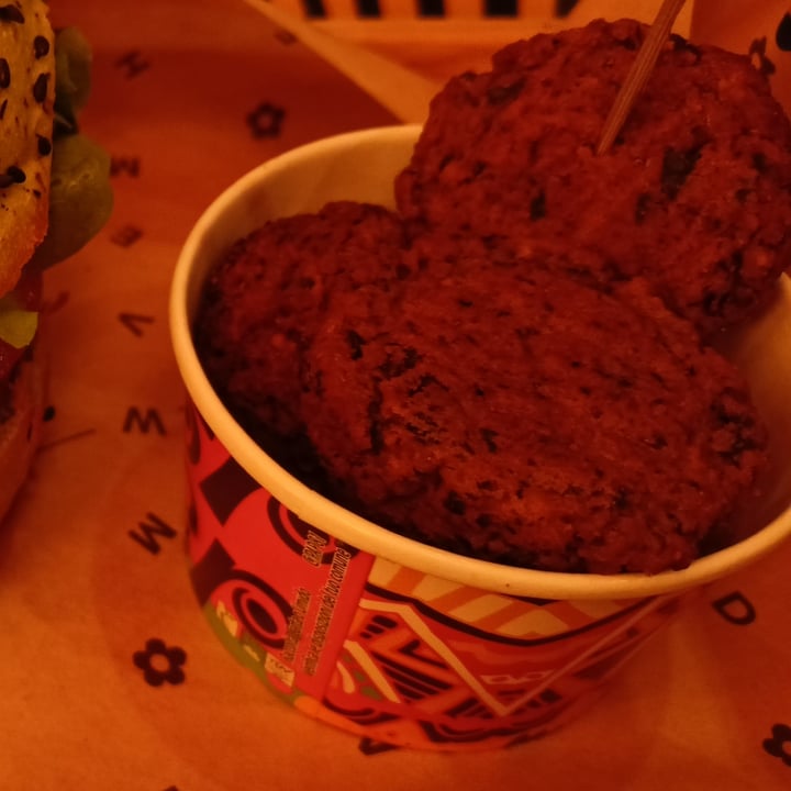 review photo of Flower Burger Flower Bombs shared by @artisticale on 16 Apr 2022 - review