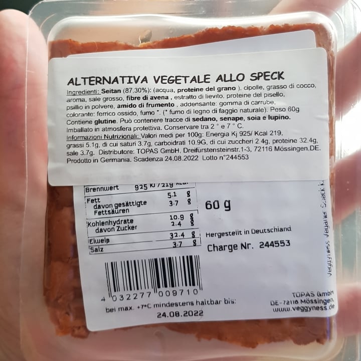review photo of Veggyness Veganer Speck shared by @elemino on 07 Jul 2022 - review