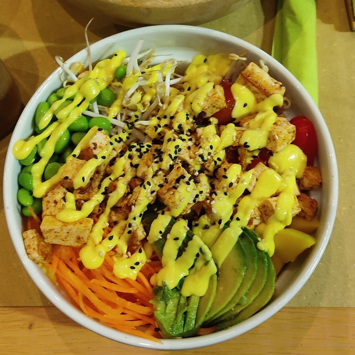 photo of Seed Superfood Pescara hawaiaan poke with tofu shared by @erisdelarge on  03 Apr 2022 - review